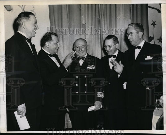 1943 Press Photo New York Winners of Maria Moors Cabot Prizes NYC - neny08385 - Historic Images