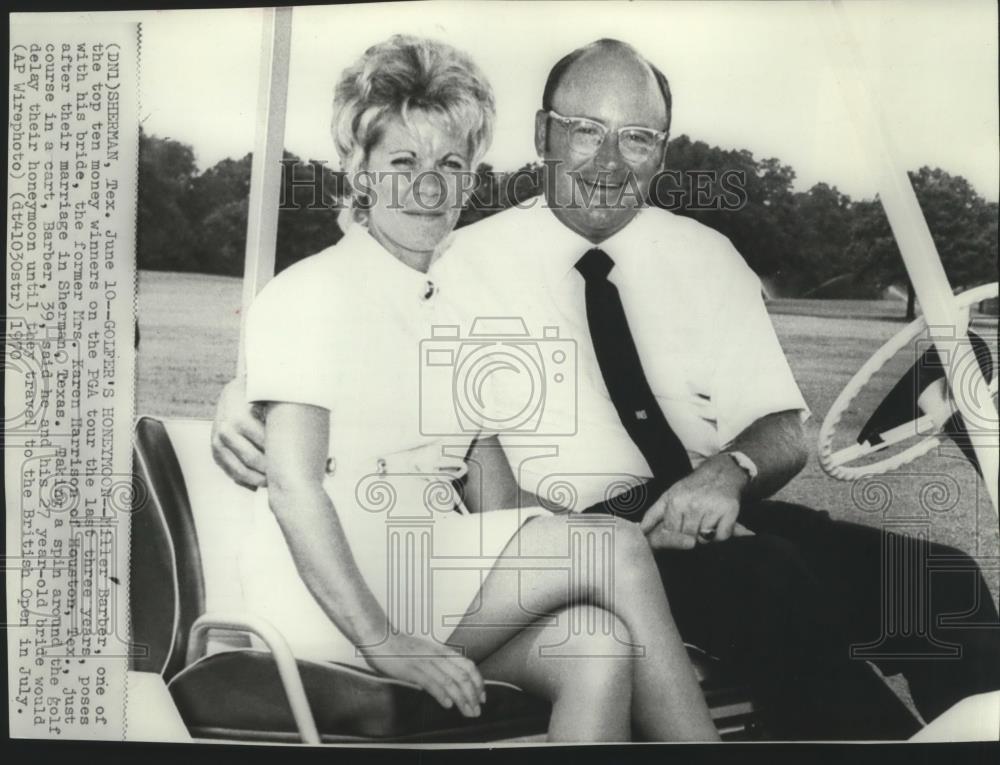 1970 Press Photo Newlyweds golfer Miller Barber with his wife, Karen - sps03155 - Historic Images