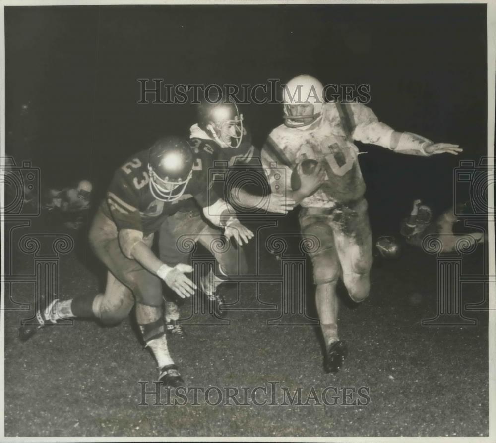 1967 Press Photo CV - University High School football action - sps03111 - Historic Images