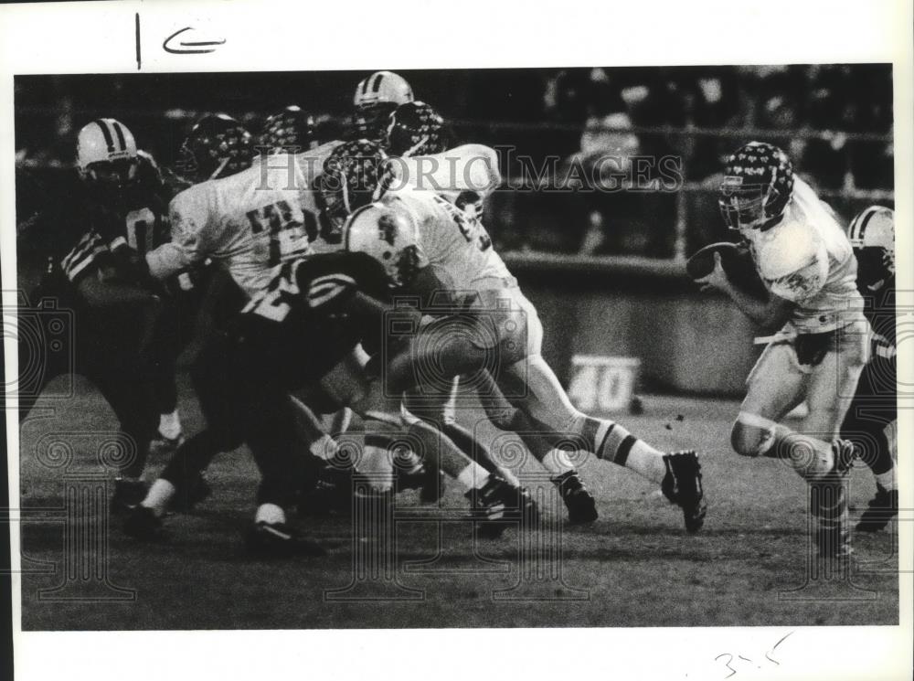 1993 Press Photo High school football action at Medical Lake - sps03136 - Historic Images