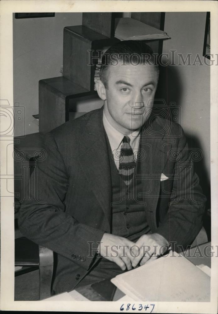 1943 Press Photo New York Ralph J. Furey Director of Athletics at Columbia NYC - Historic Images