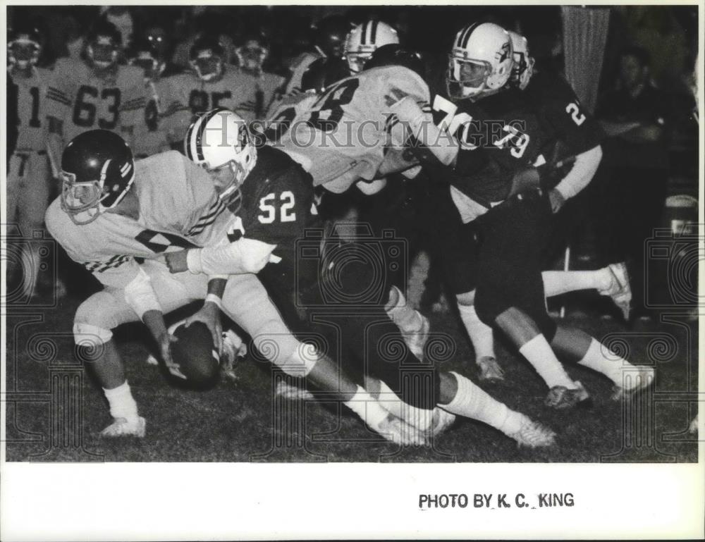 1987 Press Photo Okanogan vs.Medical Lake High School football action - sps03108 - Historic Images