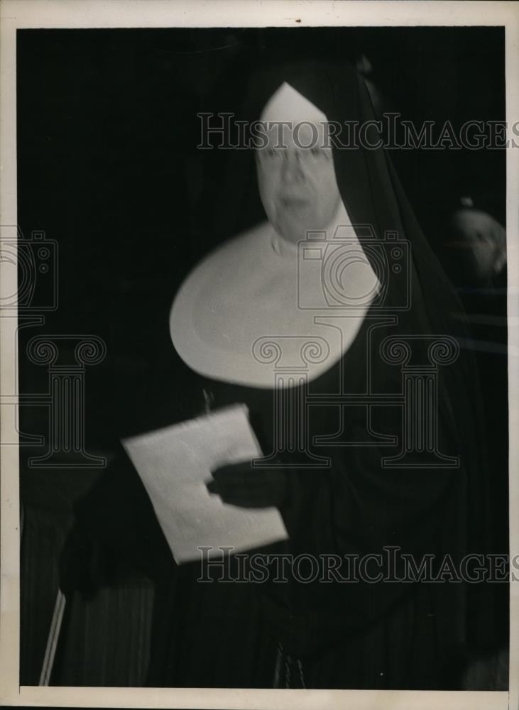 1939 Press Photo New York Sister Philomena attends Spellman Installation NYC - Historic Images