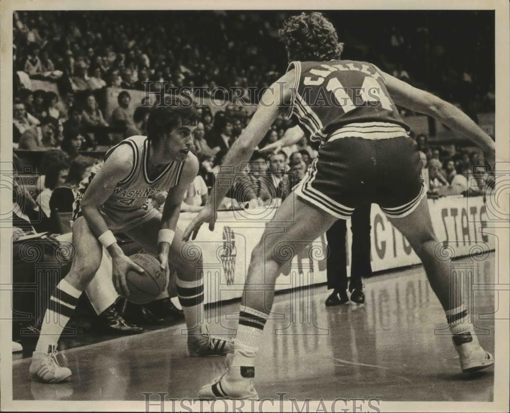 1980 Press Photo Basketball player, Terry Kelly, during a game - sps02887 - Historic Images