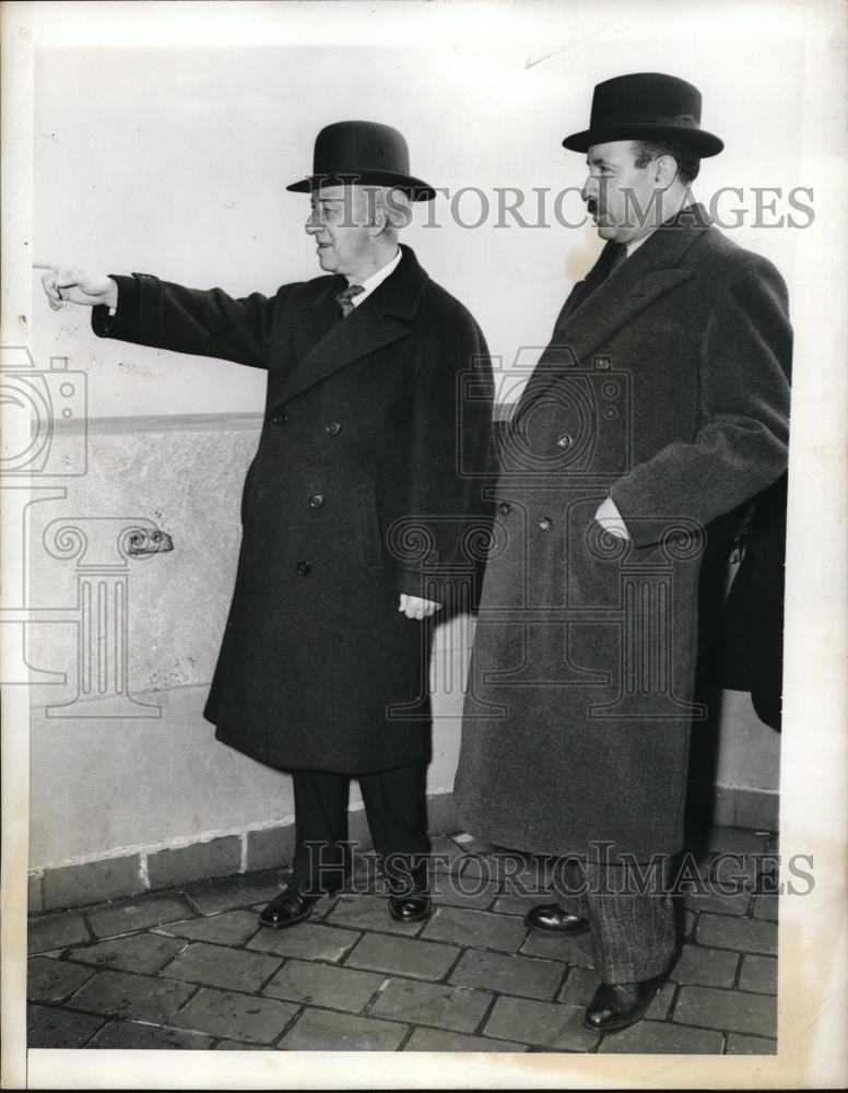1942 Press Photo New York President Carlos Arroyo DelRio & Alfred Smith NYC - Historic Images