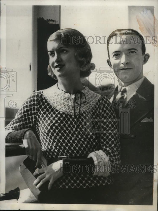 1932 Press Photo Newlyweds Tibore Sandor & Wife on Honeymoon to Hungary - Historic Images