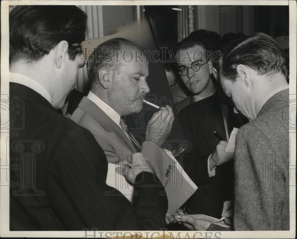 1941 Press Photo French Amb. Gaston Henry-Haye talks to reporters of state dept - Historic Images