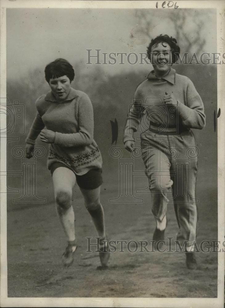 1930 Press Photo I. Jensen, M. Bowles Training for Championship, Battersea Park - Historic Images