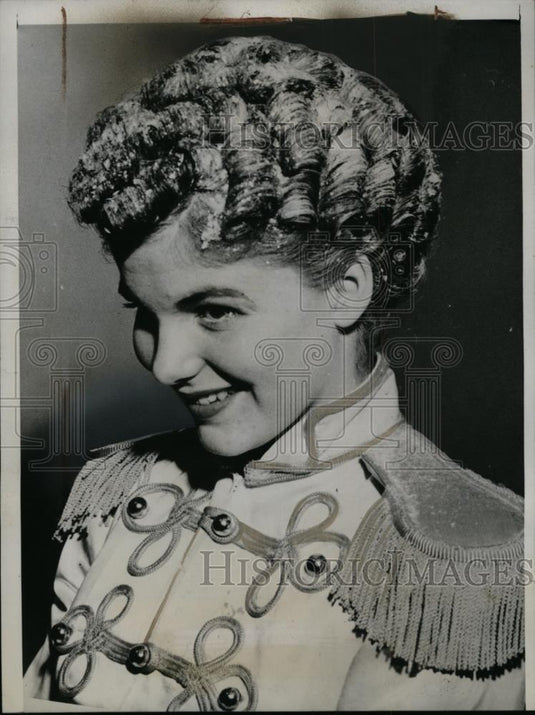 1941 Press Photo Audrey Corley Queen Refrigeration & Air conditioning Exhibition - Historic Images