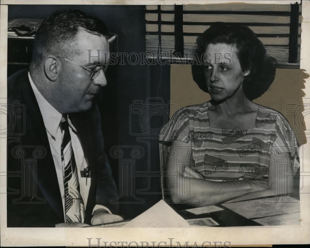 1948 Press Photo Mary Clay Watts, Arrested for Murder of Daughter Barbara Ann - Historic Images