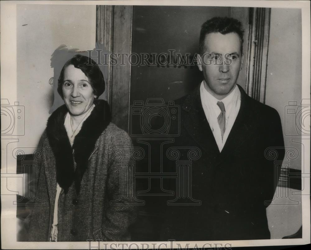 1938 Press Photo Robert Guex &amp; Wife at John E. Mack&#39;s Office, New York City - Historic Images