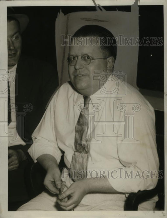 Press Photo William Hazeltine, Deputy Clerk - neo04721 - Historic Images