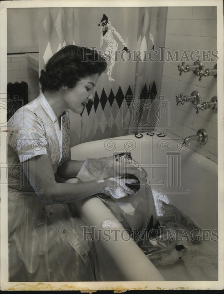 1955 Press Photo Woman Cleaning Bathroom/Homemaking - neo06443 - Historic Images