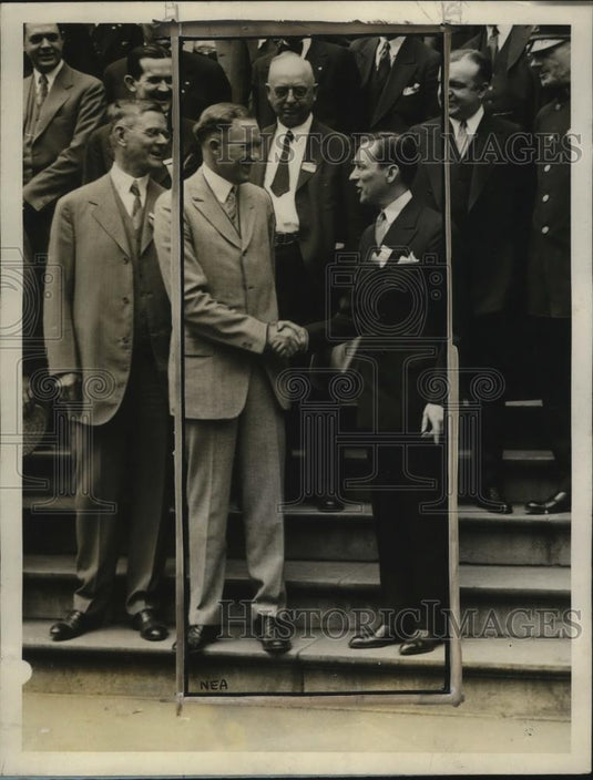 1927 Press Photo Gov. Dan woody welcomed to NYC by Mayor James Walker - Historic Images