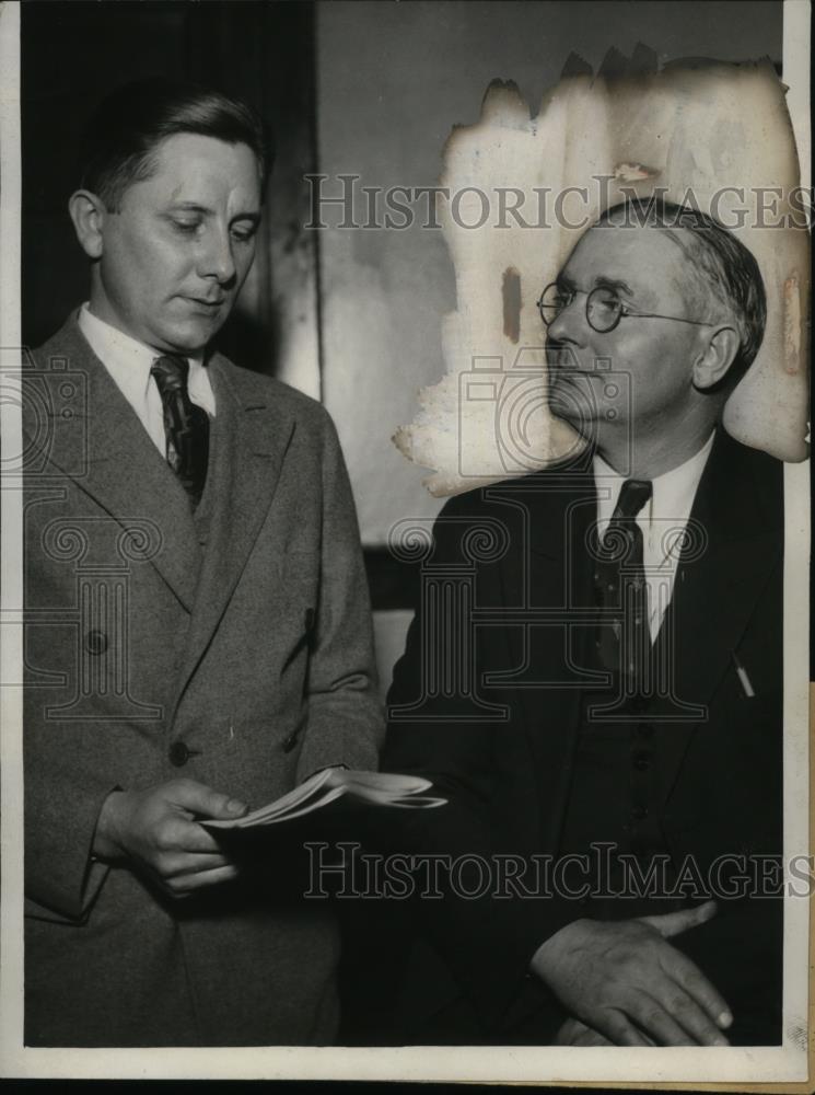 1933 Press Photo William F. Aurand &amp; Attorney Paul Brady, Suing G. Lemuel Conway - Historic Images