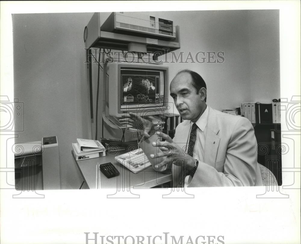 1991 Press Photo  - spa45765 - Historic Images