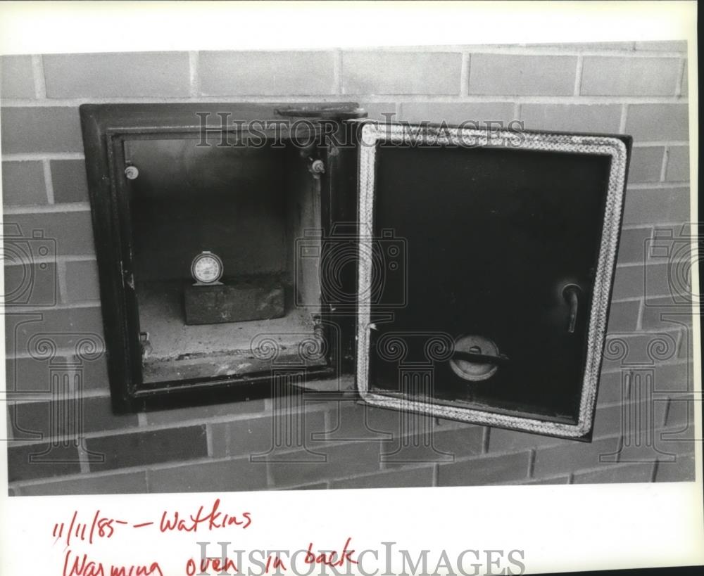 1985 Press Photo Fireplace oven - spa48163 - Historic Images