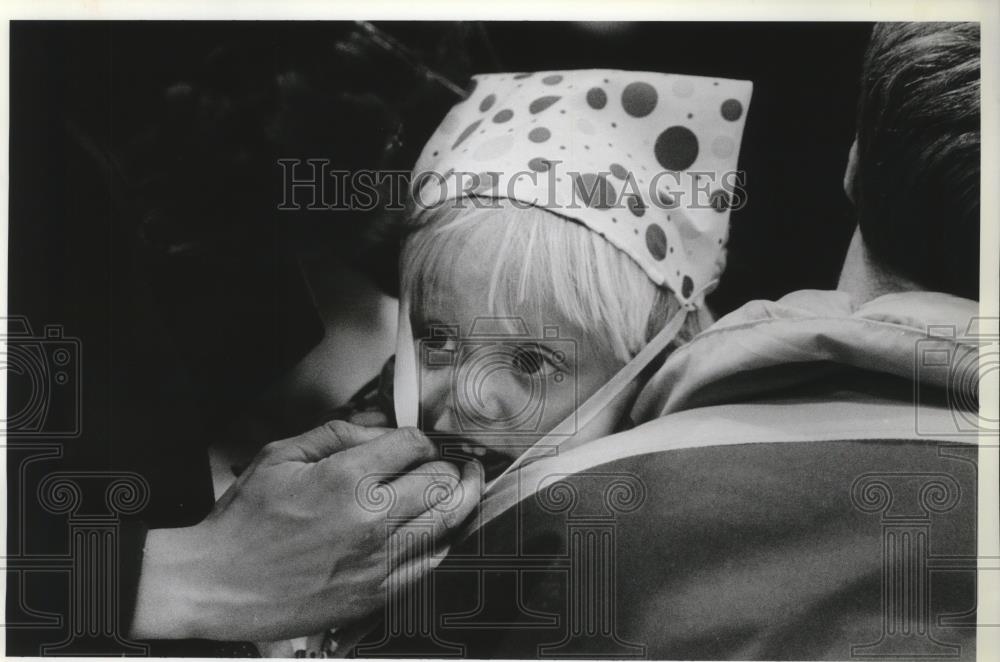 1989 Press Photo Marcus Ourada at Hallujah Halloween Party-Spokane Hall - Historic Images