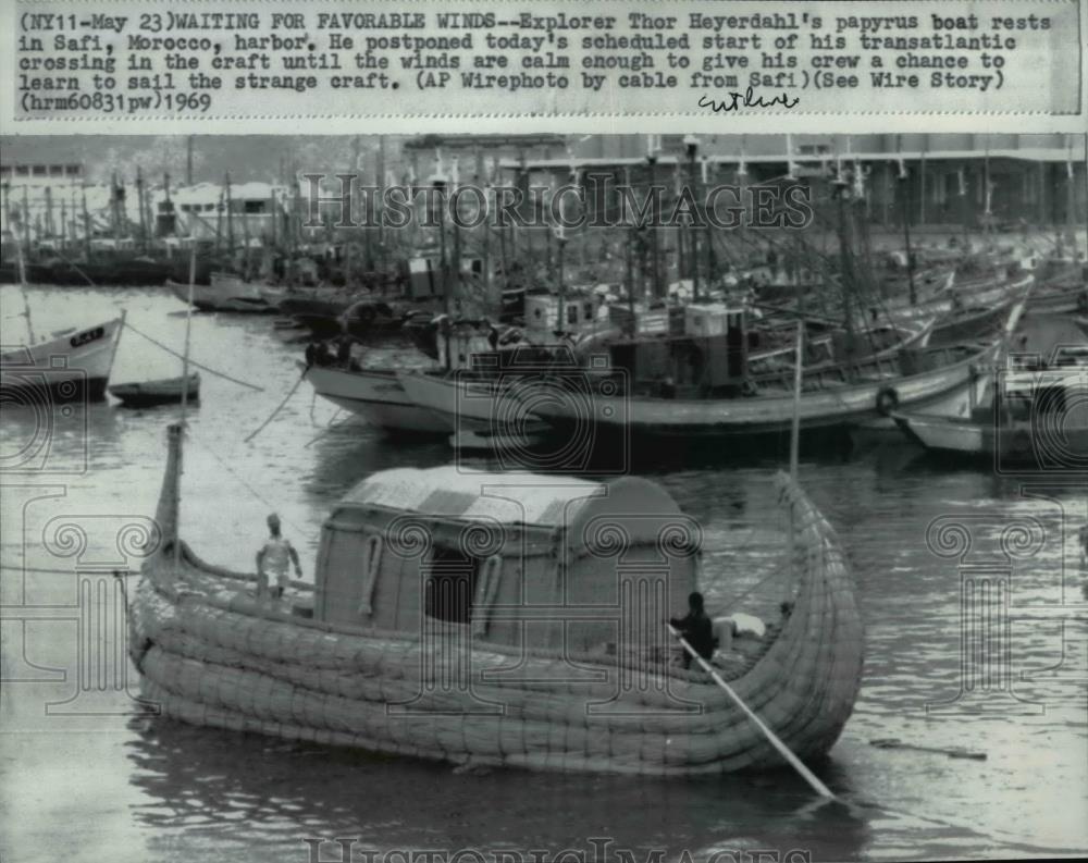 1979 Press Photo Explorer Thor Heyerdahl&#39;s papyrus, rests in Safi, Morocco. - Historic Images