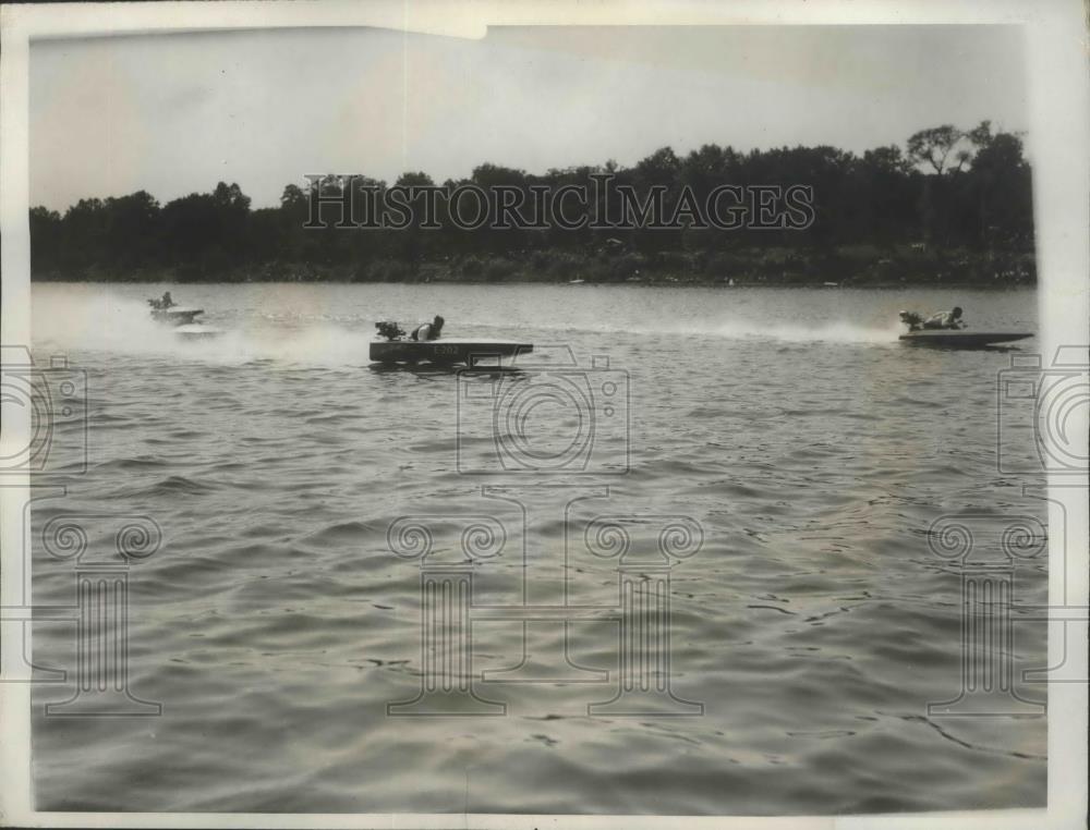 1932 Press Photo Speedy Boats during the first class race in Natl. Outboard Race - Historic Images