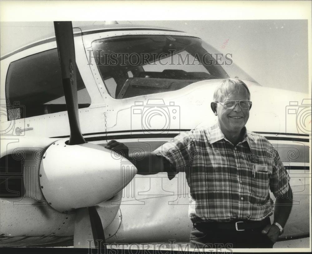 Press Photo Flying Farmer-Bechler - spa69176 - Historic Images