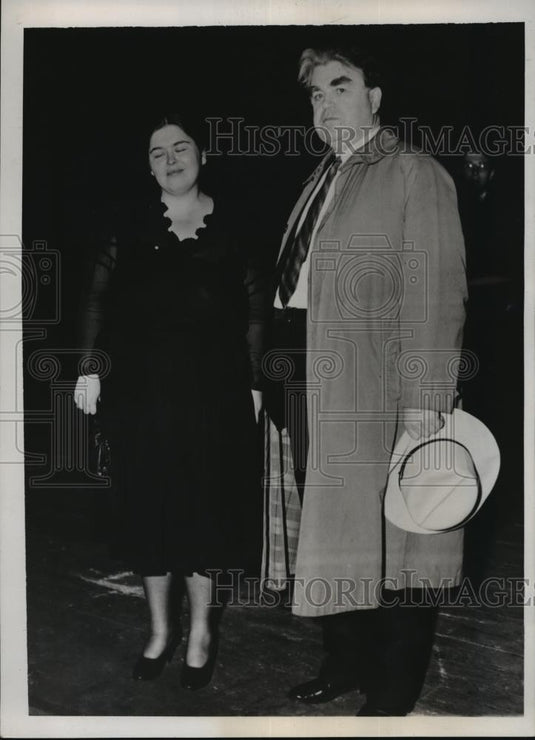 1939 Press Photo New York John L. Lewis & daughter Katherine arrived in NYC - Historic Images