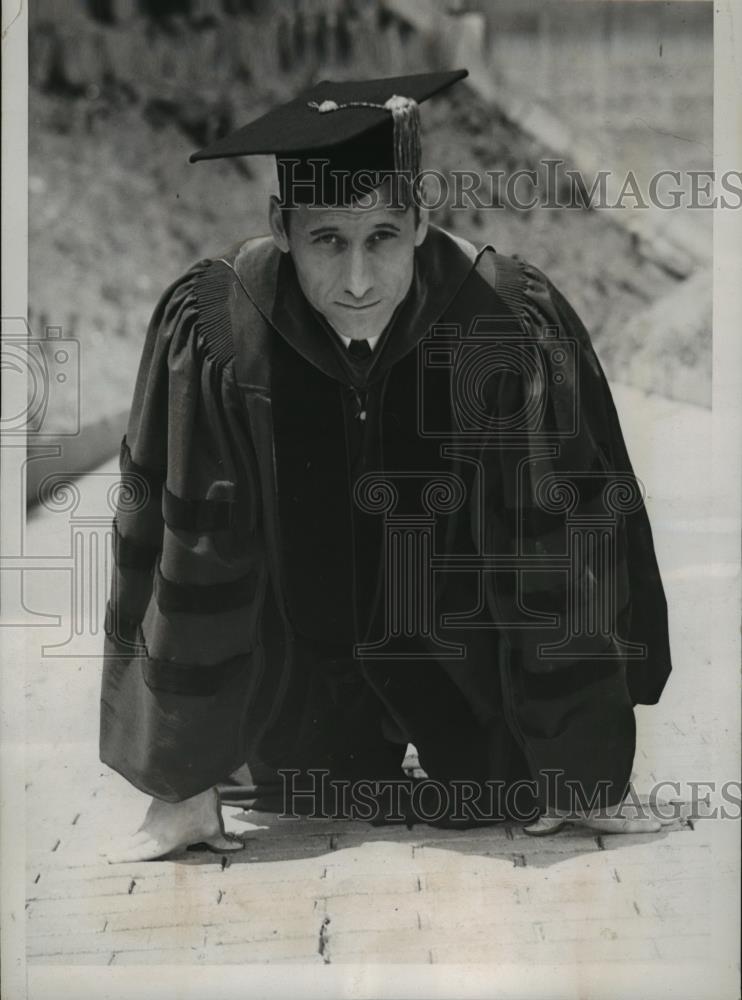 1938 Press Photo New York Glenn Cunningham Receives PHD at NYU NYC - neny10181 - Historic Images