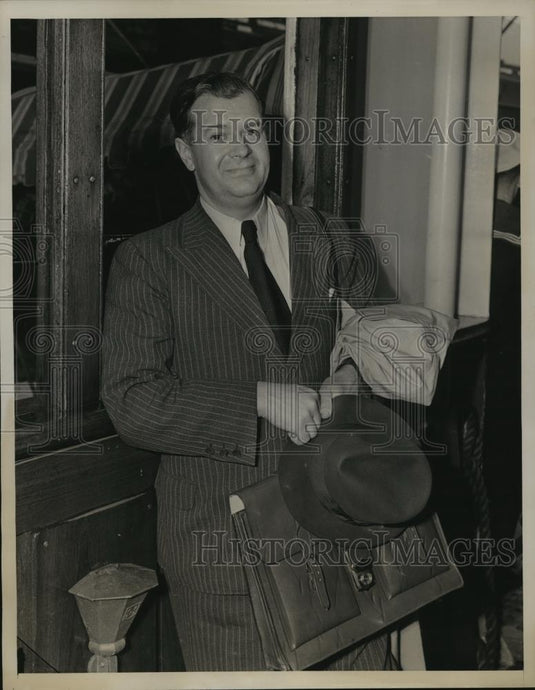 1938 Press Photo New York German Fite editor arrives to attend fight NYC - Historic Images