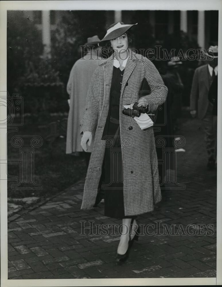 1935 Press Photo New York Ms Pab Wedener of Philadelphia at Derby NYC - Historic Images