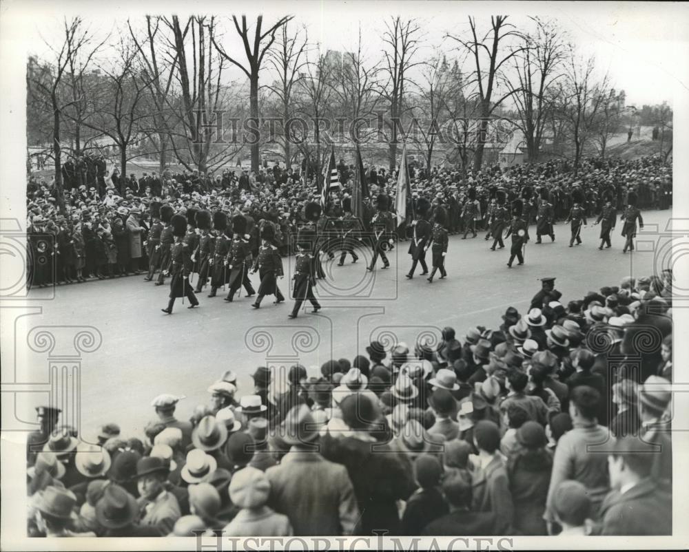 1935 Press Photo New York Army Day Parade Fifth Avenue NYC - neny10736 - Historic Images