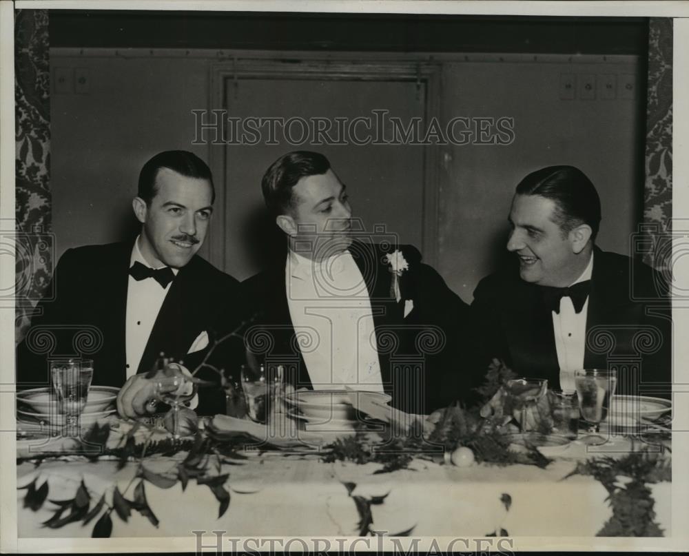 1938 Press Photo New York State Legion Cmdr Jeremiah Cross speaker at dinner in - Historic Images