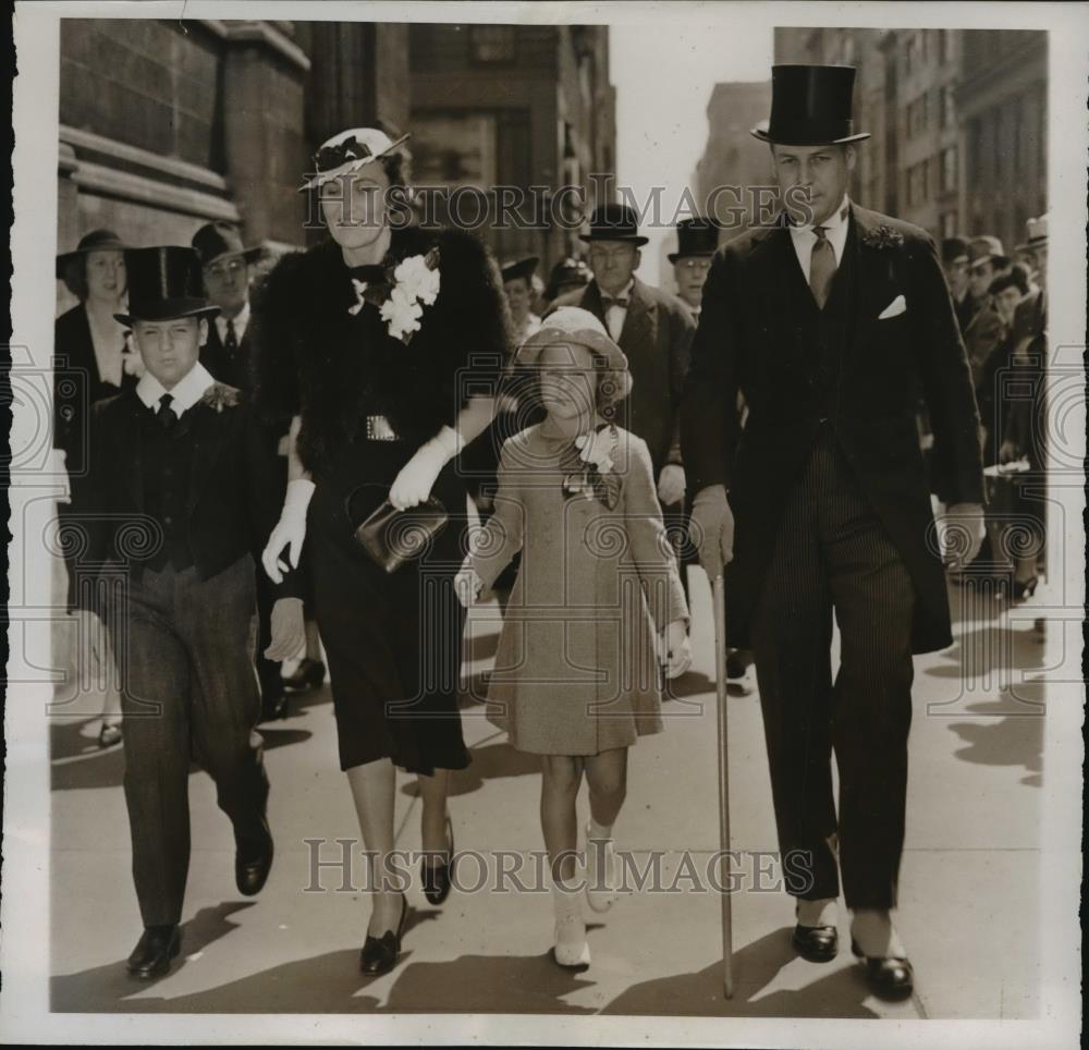 1938 Press Photo New York Easter Sunday on Fifth Avenue NYC - neny11092 - Historic Images