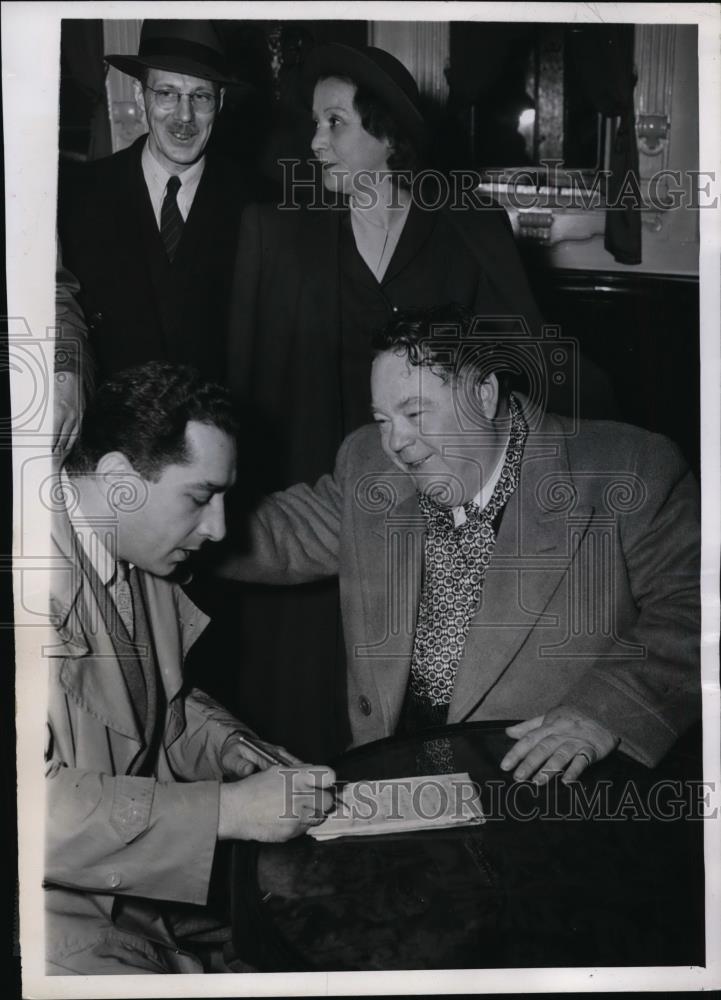 1946 Press Photo New York Swedish Movie Star Returns Home NYC - neny13555 - Historic Images