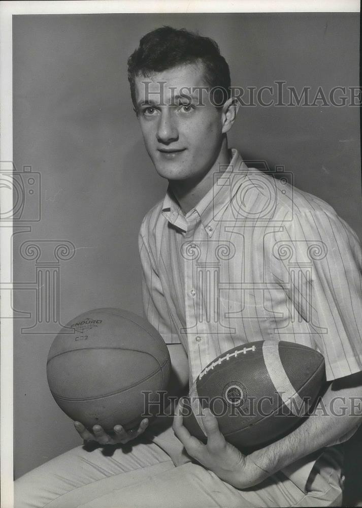 1968 Press Photo Basketball and football player Paul Koenig - sps03622 - Historic Images