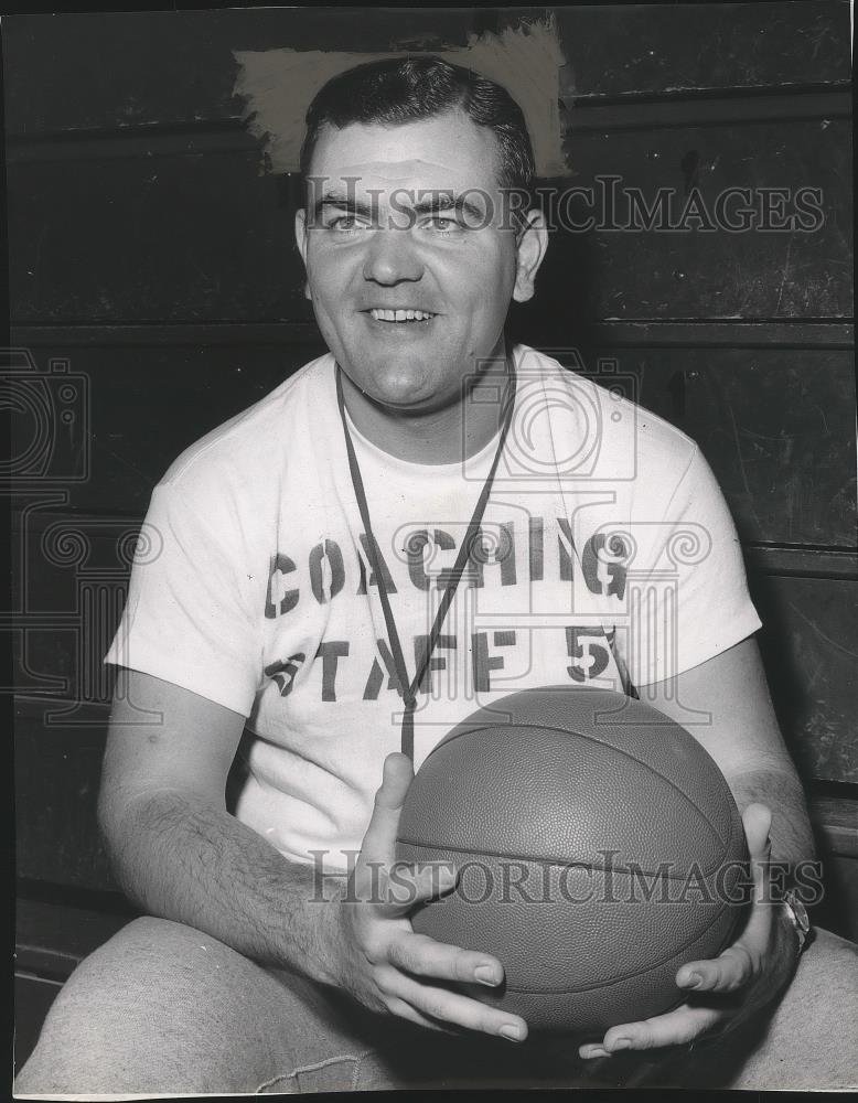 1958 Press Photo Basketball coach William F. Knuckles - sps03633 - Historic Images