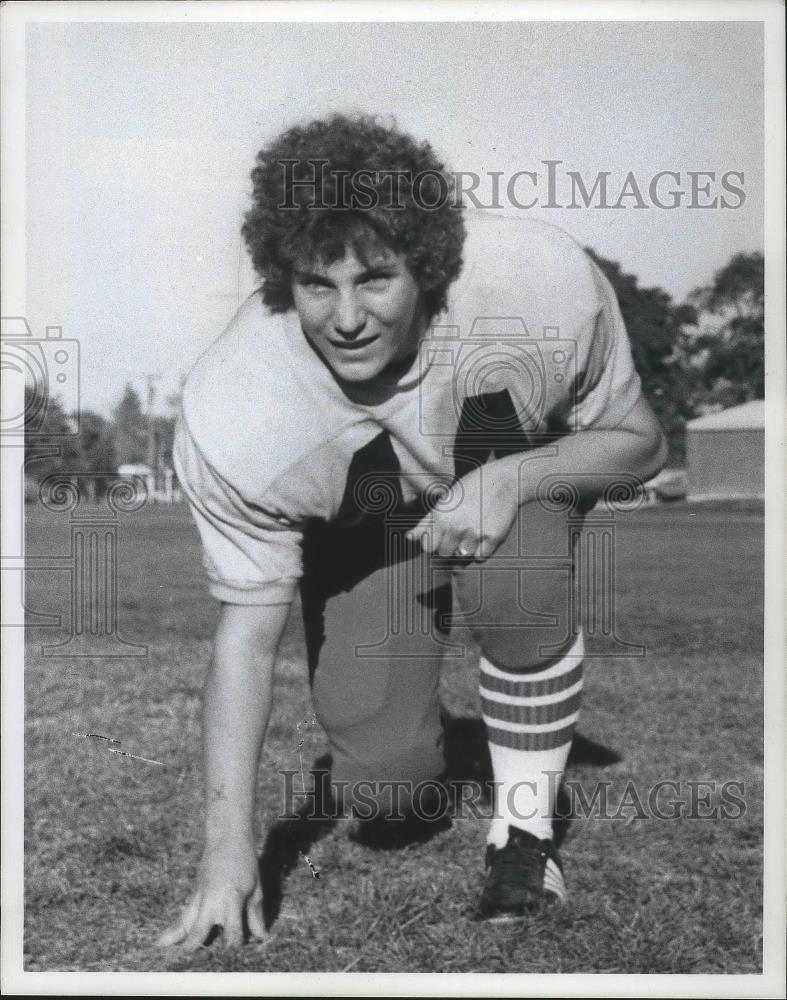 1977 Press Photo Football player Patty Young, #44 - sps03651 - Historic Images