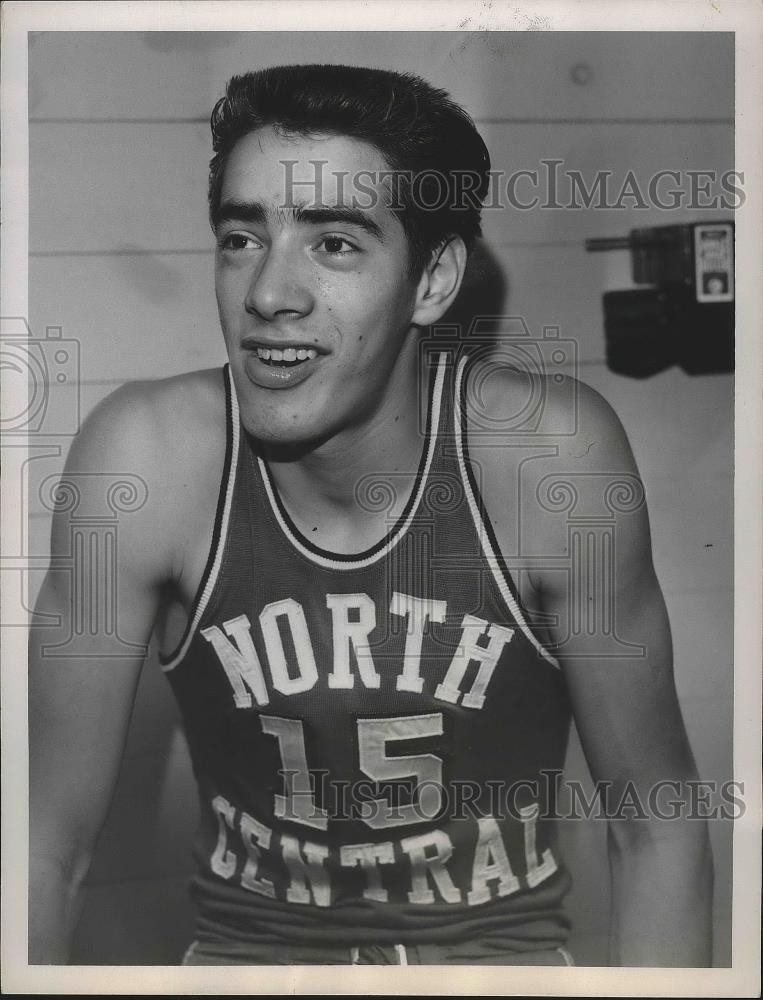 1953 Press Photo North Central basketball player, Perry Jordan - sps03669 - Historic Images