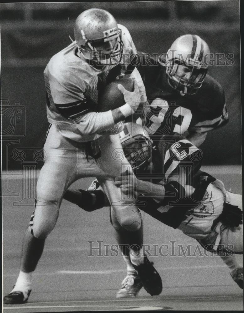 1990 Press Photo ACH High School footbal player, Tim Hunsaker, in action - Historic Images