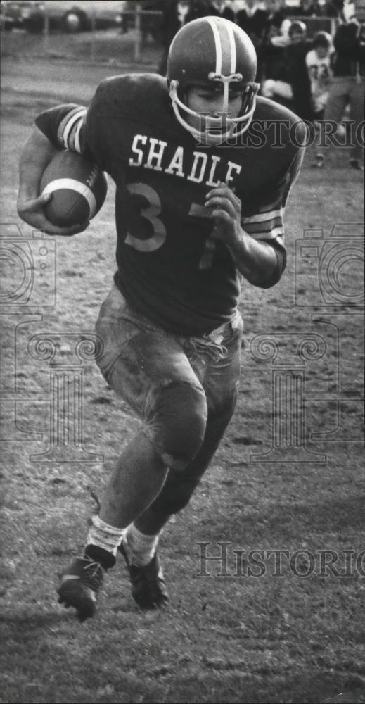 1967 Press Photo Shadle Park High School football player in action at GSL game - Historic Images