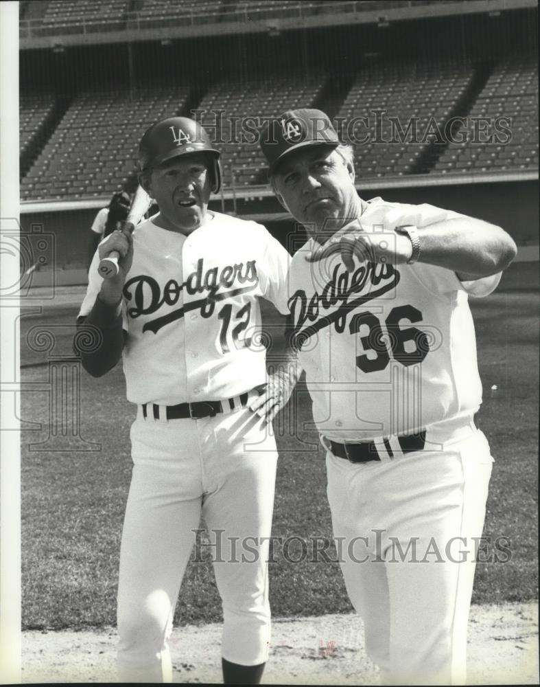 1985 Press Photo LA Dodgers baseball team&#39;s Gregg Fendley &amp; Coach Ben Hines - Historic Images