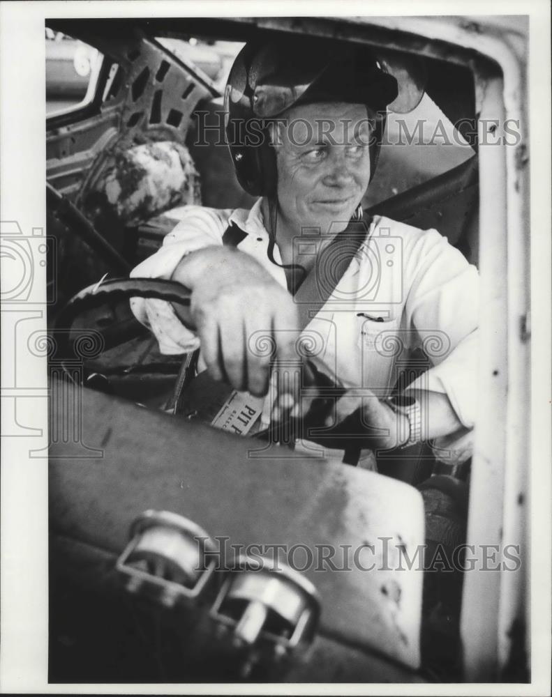 1977 Press Photo Auto racing Big Driver, Butch Hagel - sps03791 - Historic Images