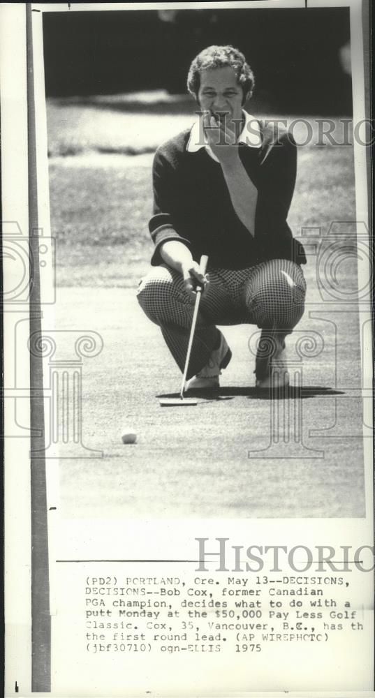 1975 Press Photo Bob Cox, former Canadian PGA champion, thinking about his putt - Historic Images