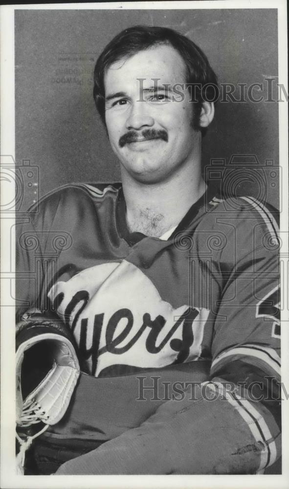 1979 Press Photo Don Dirk-Philladelphia Flyers Hockey Team Poses in Uniform - Historic Images