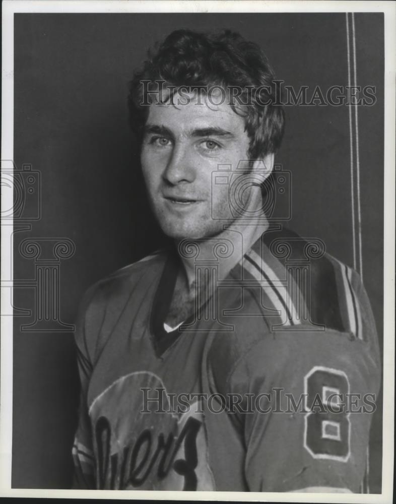 1978 Press Photo Jerry Holland-Flyer&#39;s Hockey Player Poses in Full Uniform - Historic Images