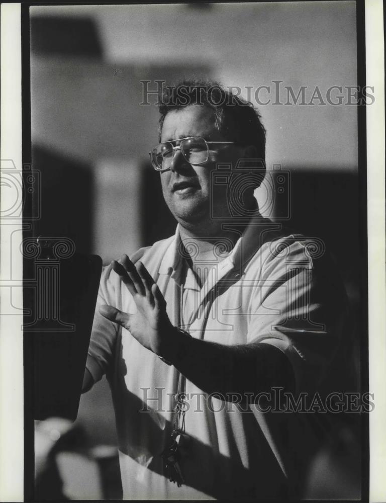 1993 Press Photo Bryan Frost-Football Coach at Deer Park High School - sps04295 - Historic Images