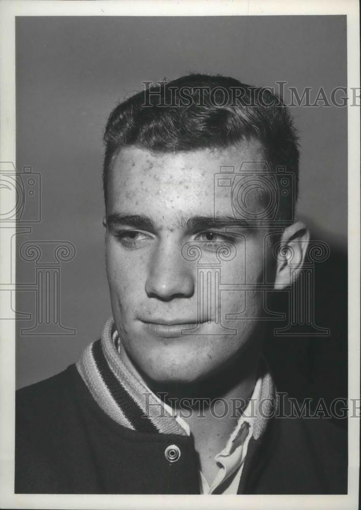 1987 Press Photo Brad Frost of the University High School Football Team - Historic Images