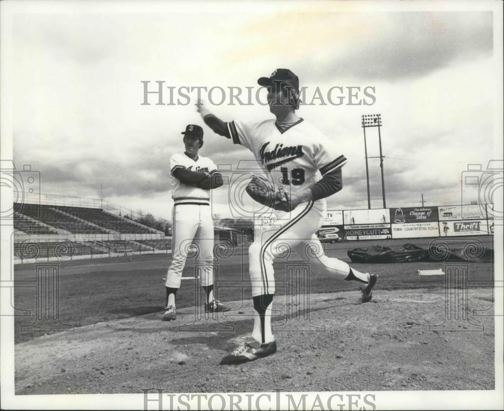 1978 Press Photo Baseball player Sam Hinds and John Felshe - sps04511 - Historic Images