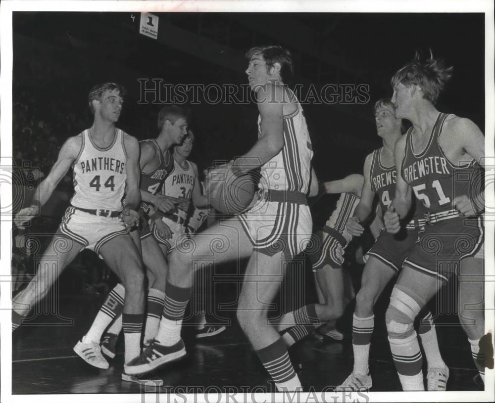 1973 Press Photo Panthers basketball player, Kevin Graffis - sps04625 - Historic Images