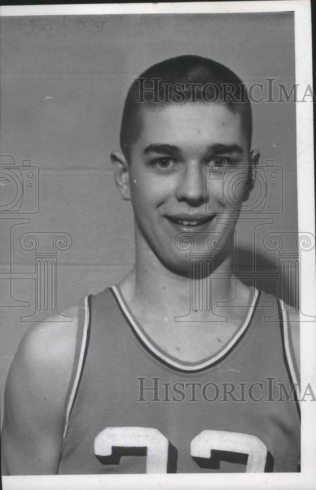 1965 Press Photo Basketball player Mike Fels - sps04884 - Historic Images