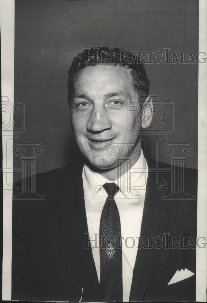 1963 Press Photo Hockey player Bikk Folk - sps04943 - Historic Images